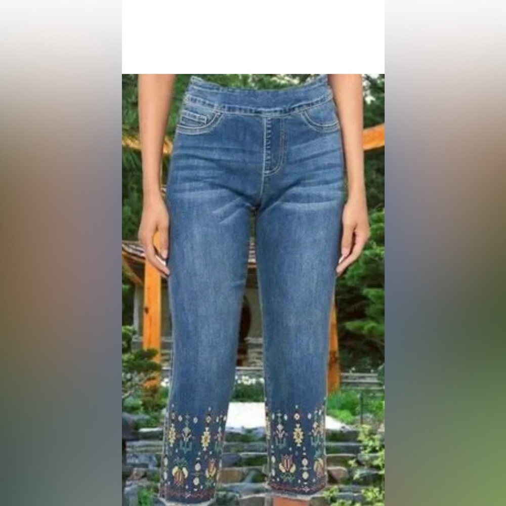 John Mark Blue Beaded Cropped Jeans